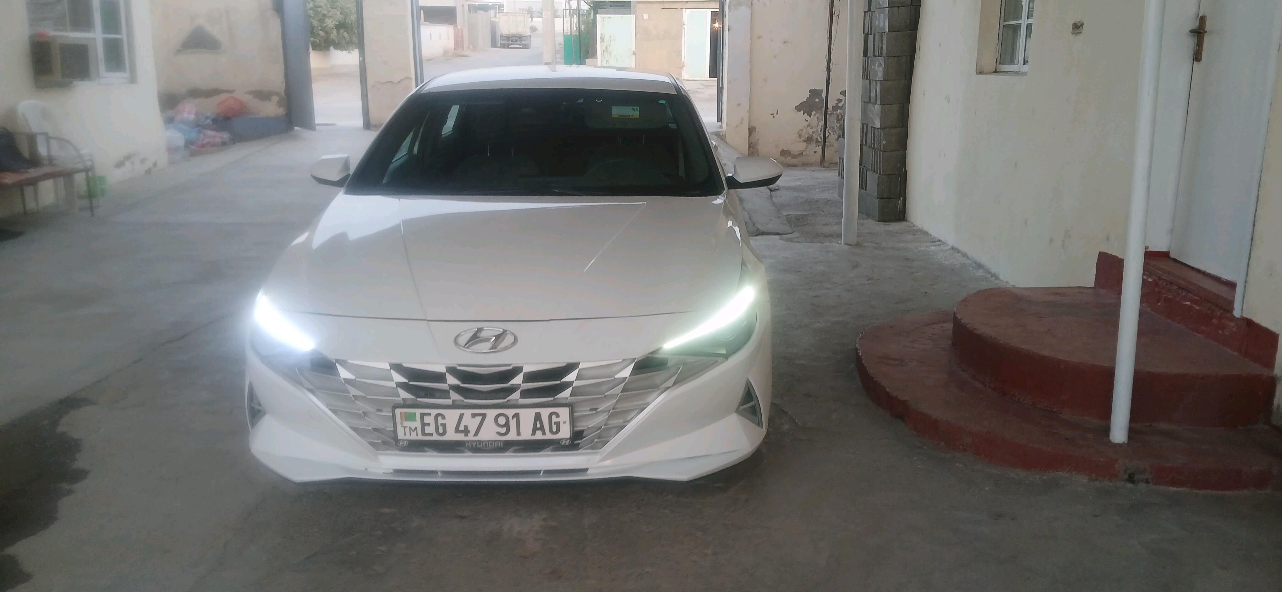 Hyundai Elantra 2022 - 223 000 TMT - Ашхабад - img 8