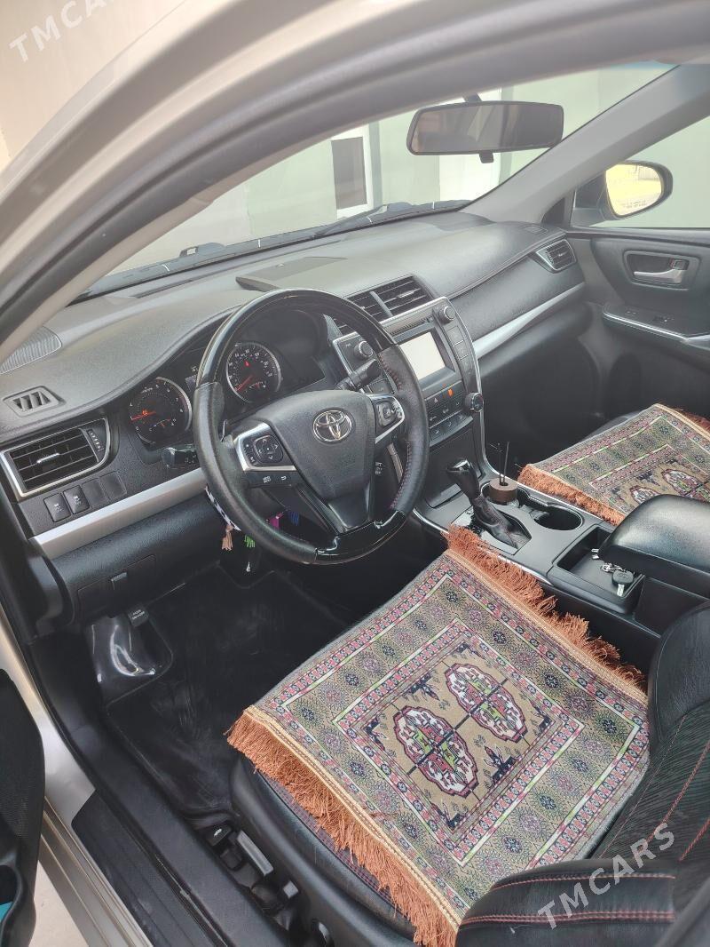 Toyota Camry 2016 - 265 000 TMT - Балканабат - img 3