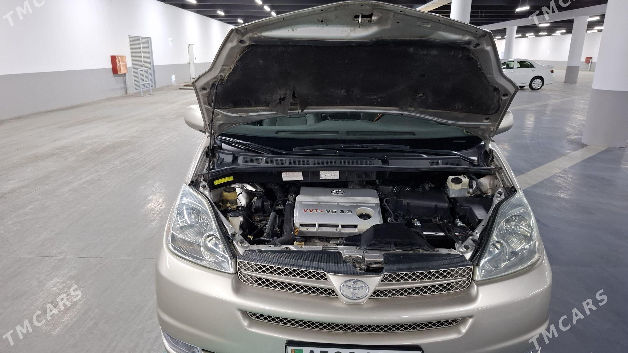 Toyota Sienna 2004 - 250 000 TMT - Büzmeýin - img 7