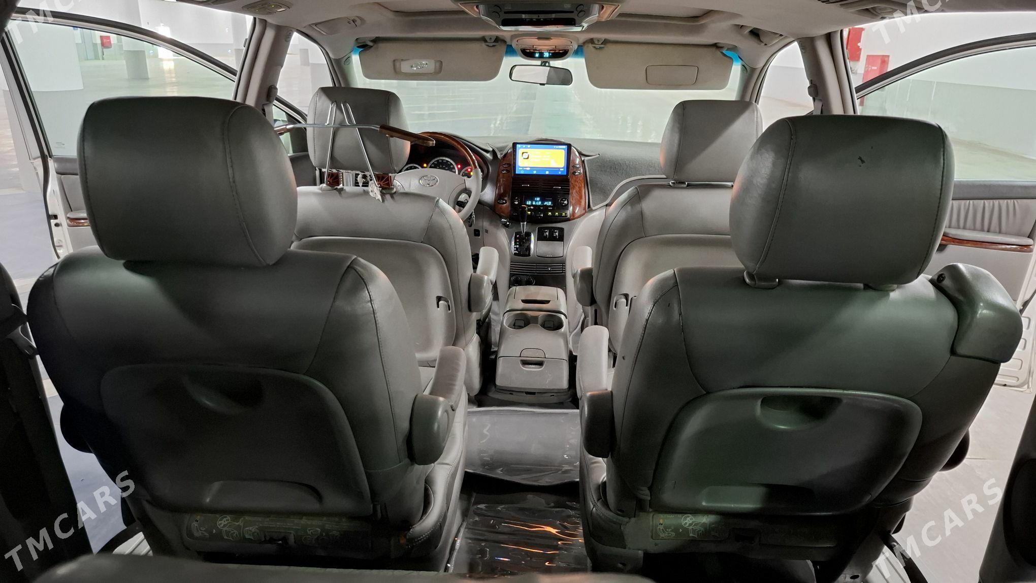 Toyota Sienna 2004 - 250 000 TMT - Büzmeýin - img 6