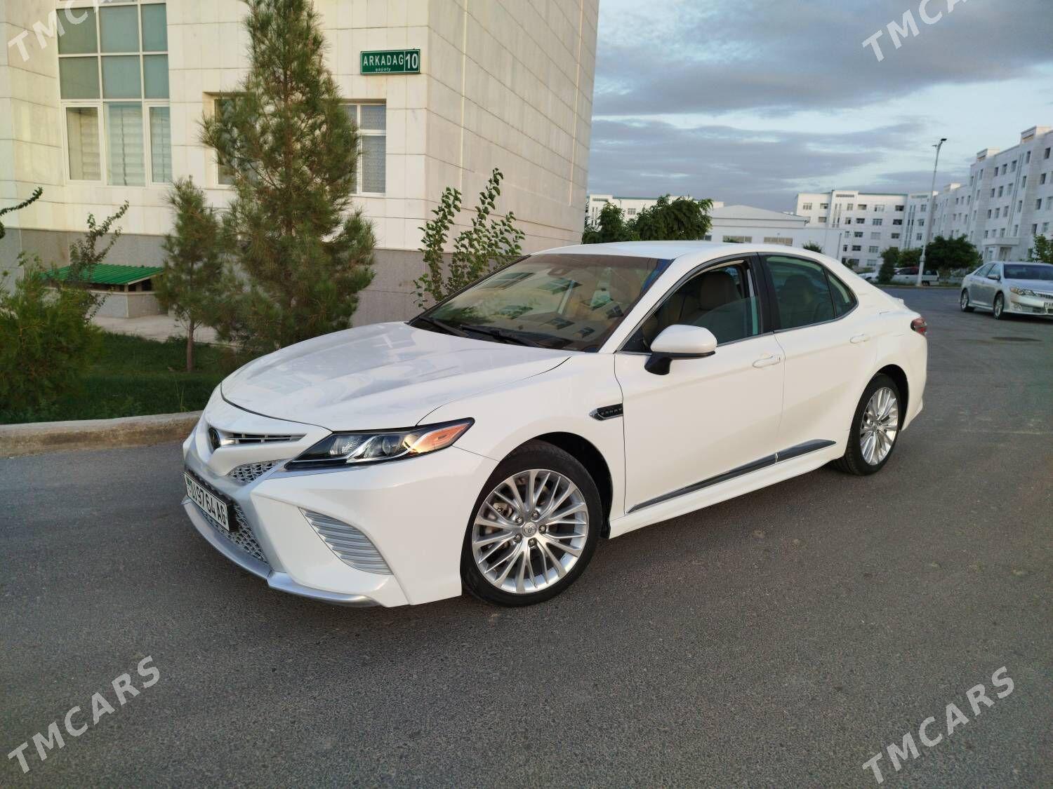 Toyota Camry 2020 - 330 000 TMT - Aşgabat - img 3