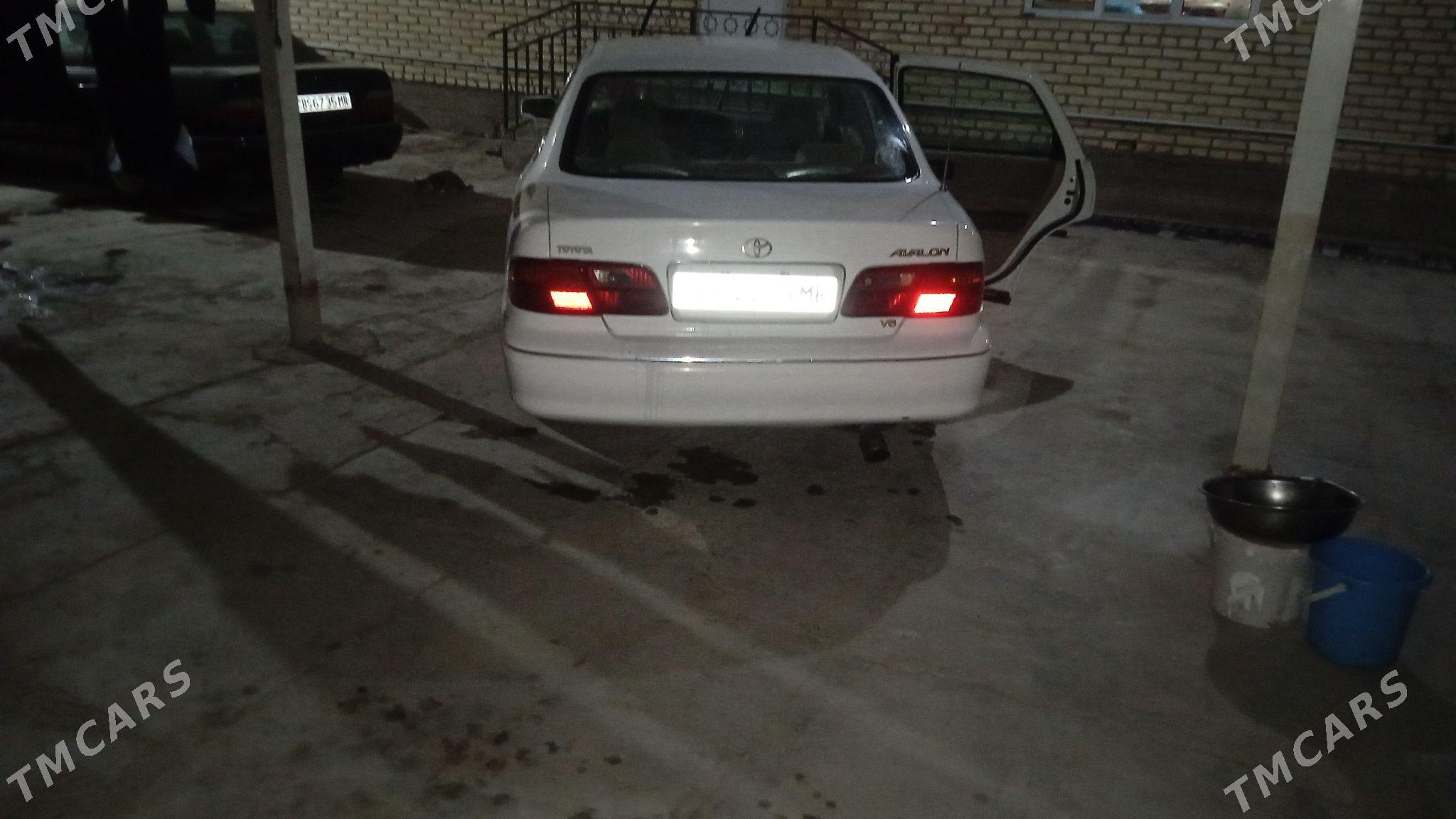 Toyota Avalon 1999 - 115 000 TMT - Baýramaly - img 3