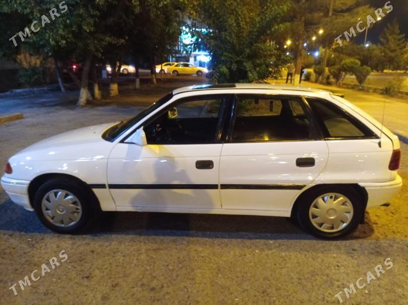 Opel Astra 1992 - 40 000 TMT - Мары - img 3
