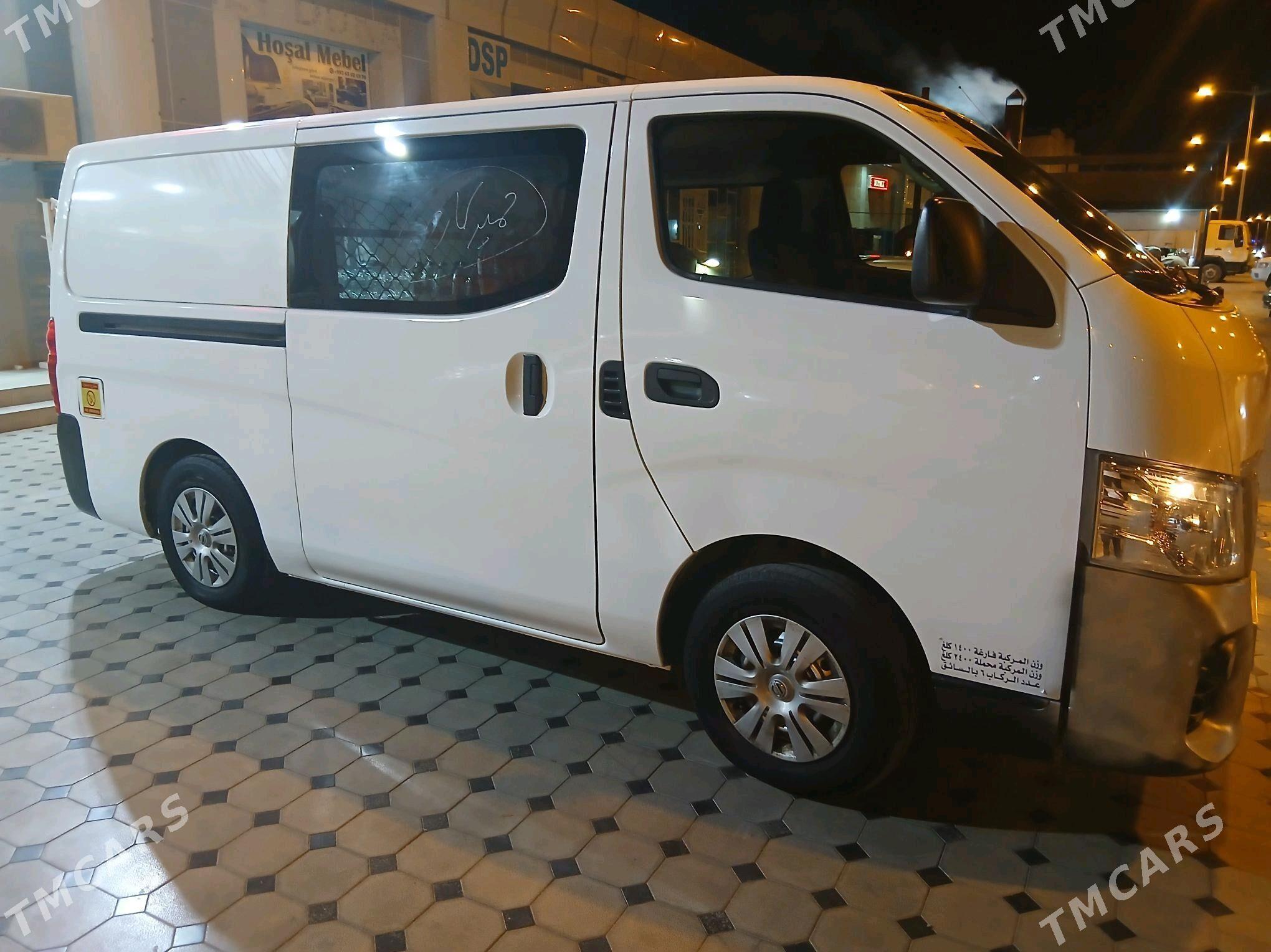 Nissan NV3500 2020 - 340 000 TMT - Байрамали - img 5
