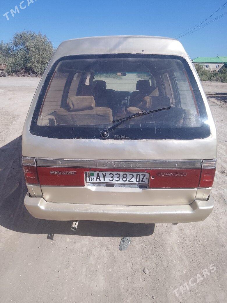 Toyota Town Ace 1990 - 23 000 TMT - Daşoguz - img 6