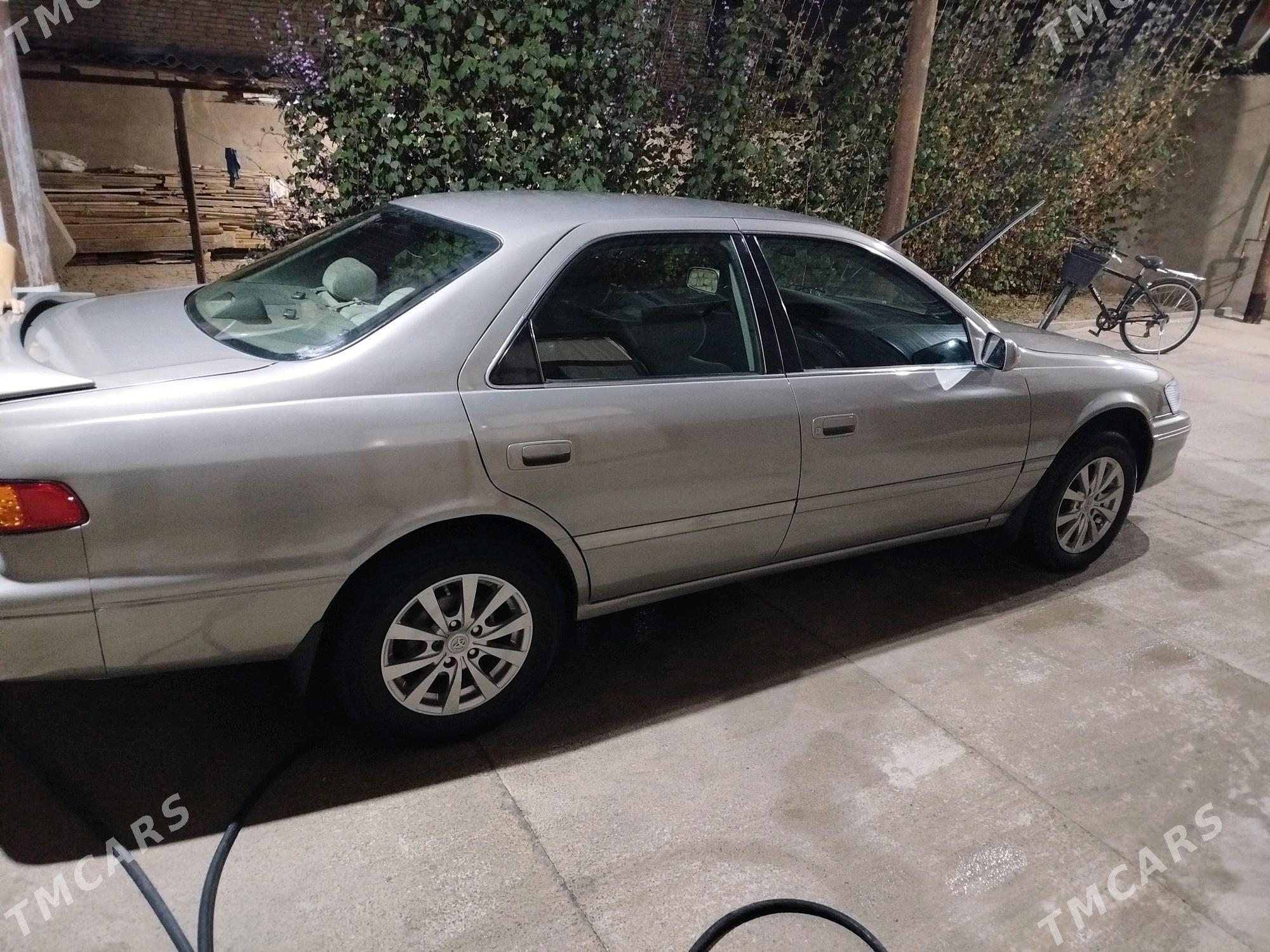 Toyota Camry 2001 - 123 000 TMT - Байрамали - img 6