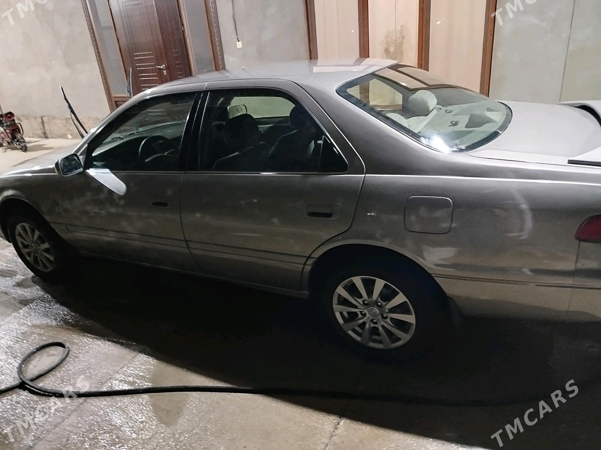 Toyota Camry 2001 - 123 000 TMT - Байрамали - img 5