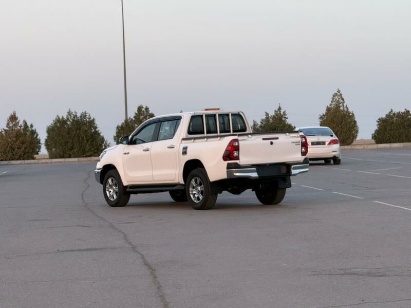 Toyota Hilux 2025 - 675 000 TMT - Aşgabat - img 4