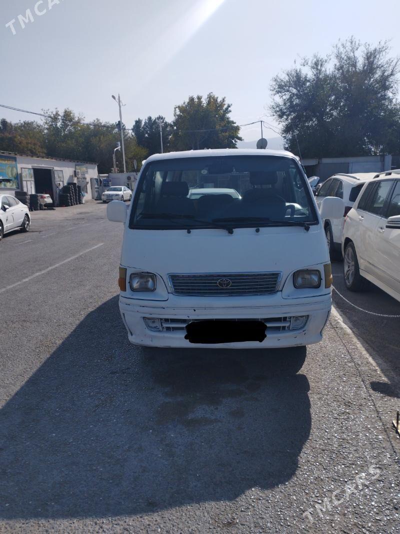 Toyota Hiace 2001 - 90 000 TMT - Район ст. Аэропорта, ул. Гагарина - img 3