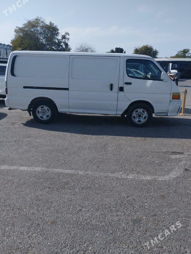 Toyota Hiace 2001 - 90 000 TMT - Район ст. Аэропорта, ул. Гагарина - img 4