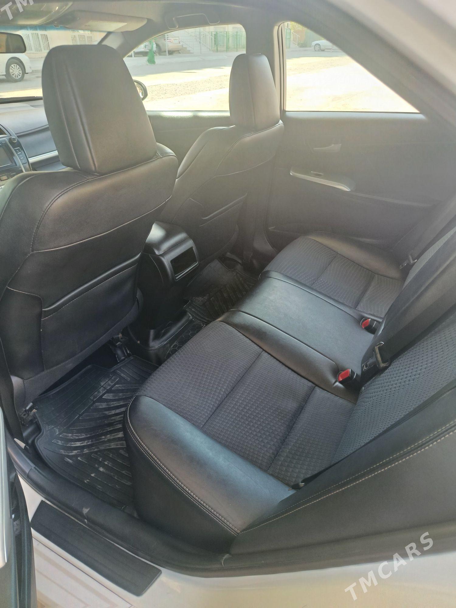 Toyota Camry 2013 - 245 000 TMT - Туркменабат - img 2