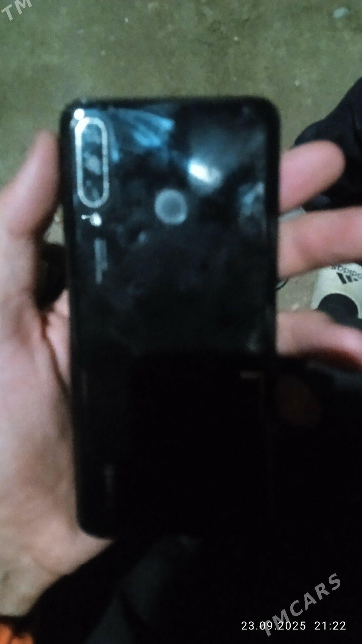 HUAWEİ P30 LİTE satlyk - Дянев - img 3