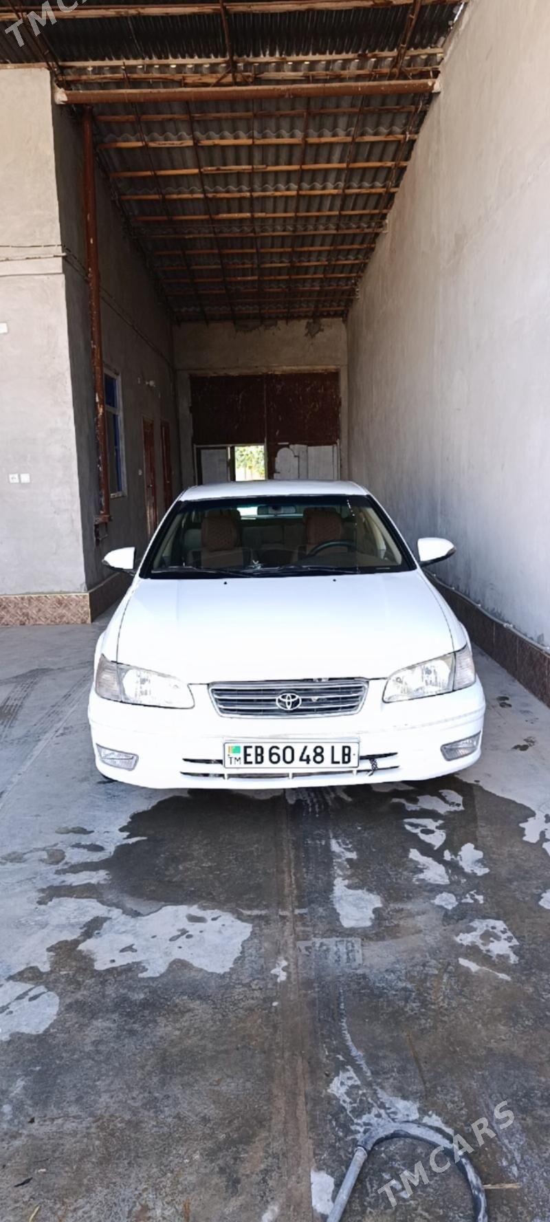 Toyota Camry 1997 - 110 000 TMT - Çärjew - img 4