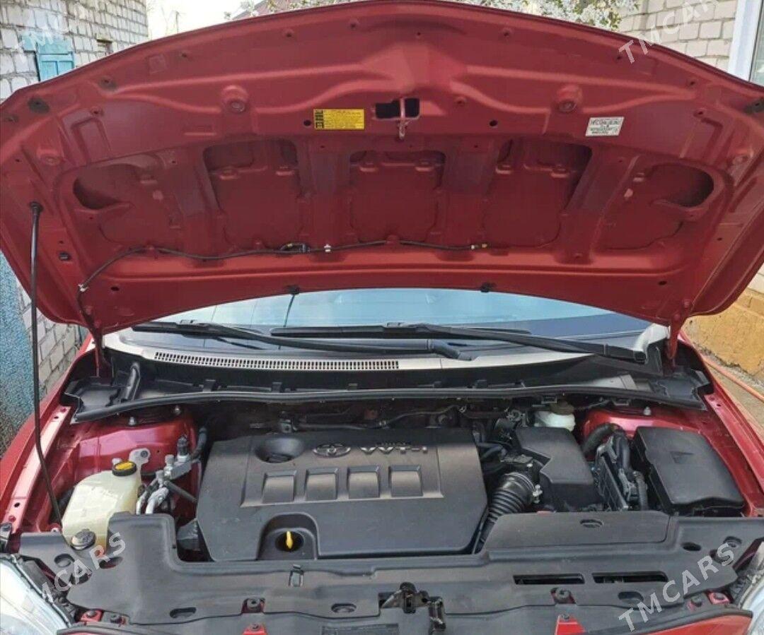 Toyota Corolla 2013 - 170 000 TMT - Дашогуз - img 5