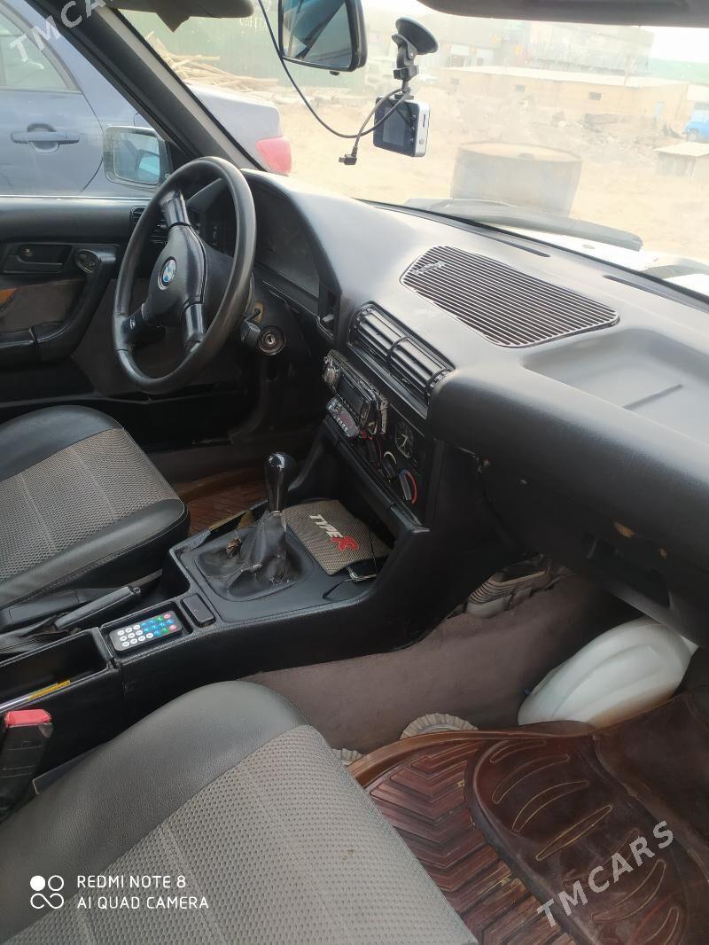 BMW 520 1989 - 35 000 TMT - Murgap - img 3