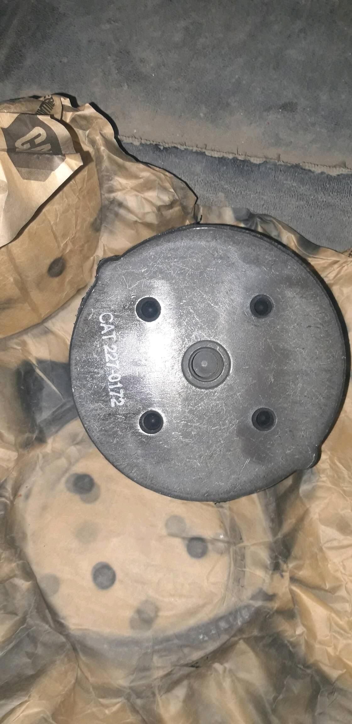 paduṣka katot CAT падушка 2 200 TMT - Туркменбаши - img 7