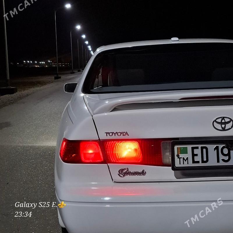 Toyota Camry 2000 - 170 000 TMT - Magdanly - img 5