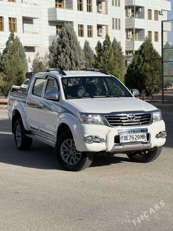 Toyota Hilux 2014 - 420 000 TMT - Мары - img 9