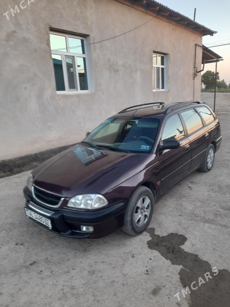 Toyota Avensis 1999 - 70 000 TMT - Губадаг - img 4