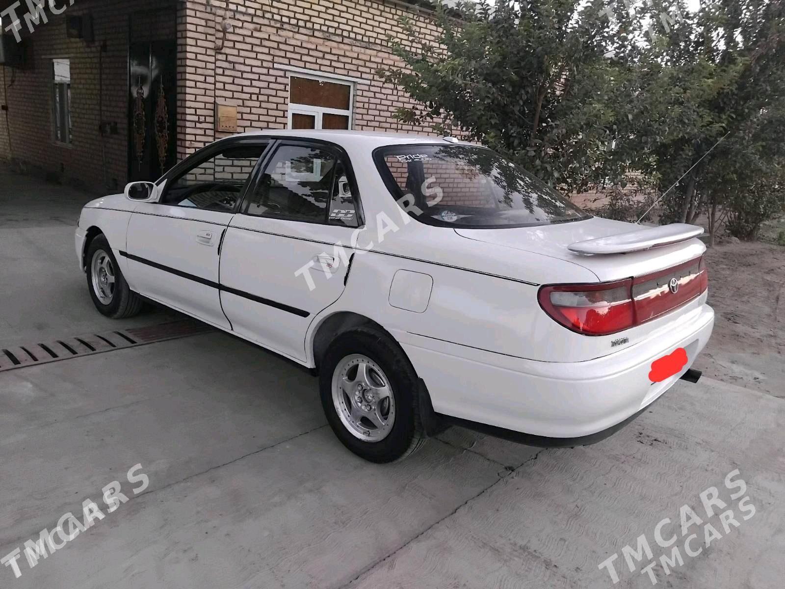 Toyota Carina 1996 - 50 000 TMT - Саят - img 4