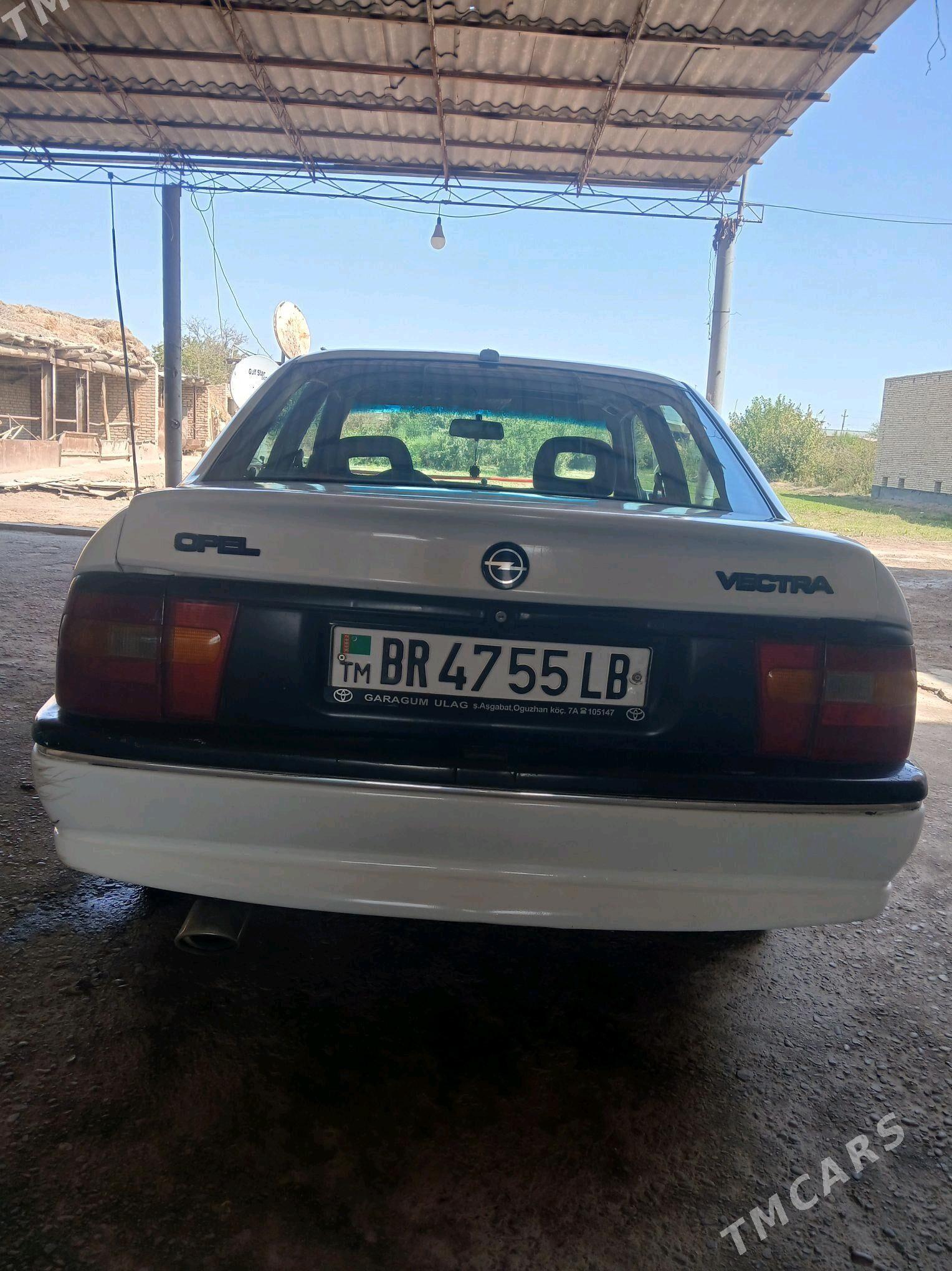 Opel Vectra 1989 - 30 000 TMT - Çärjew - img 2