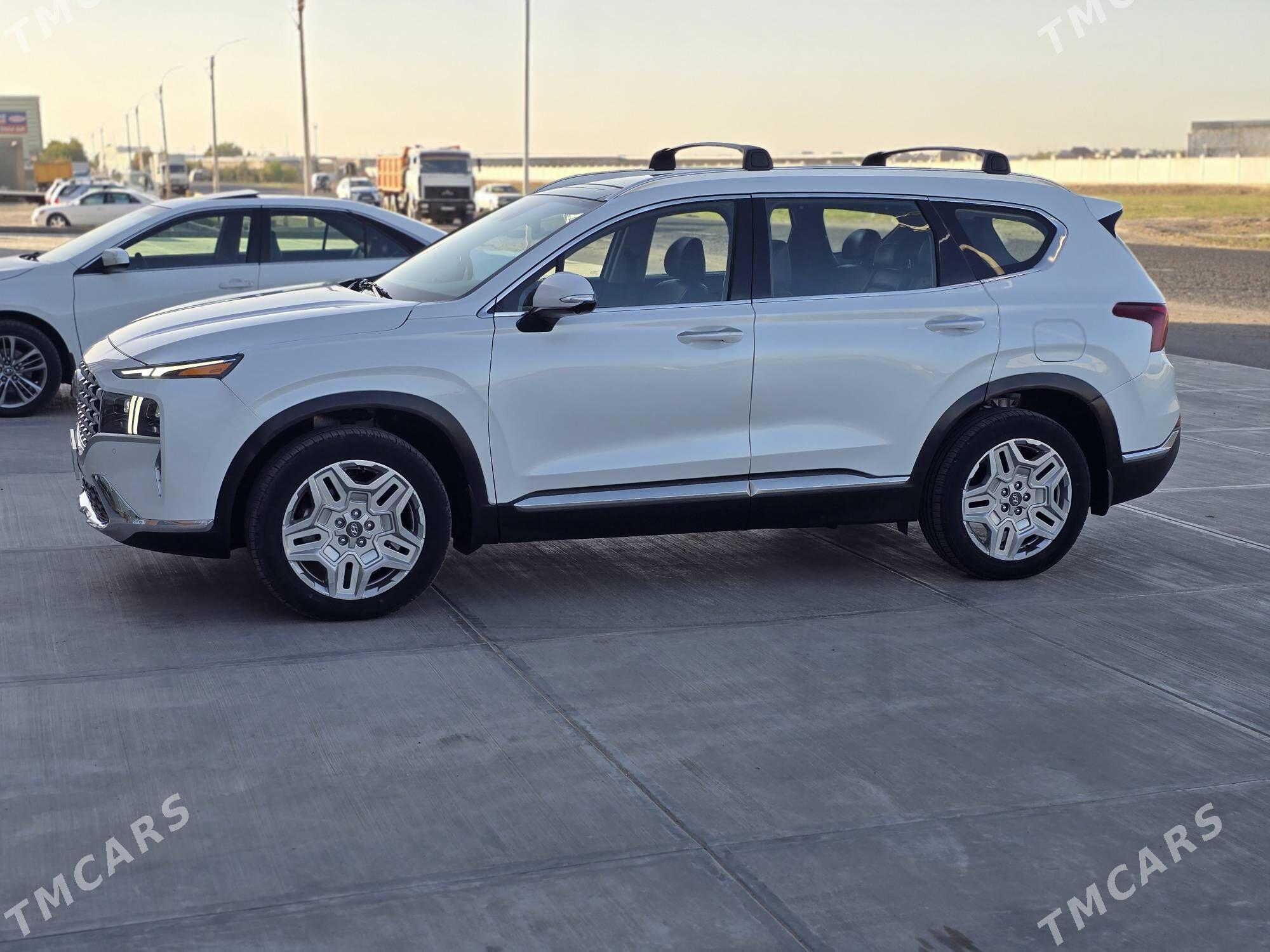 Hyundai Santa Fe 2022 - 370 000 TMT - Мары - img 4
