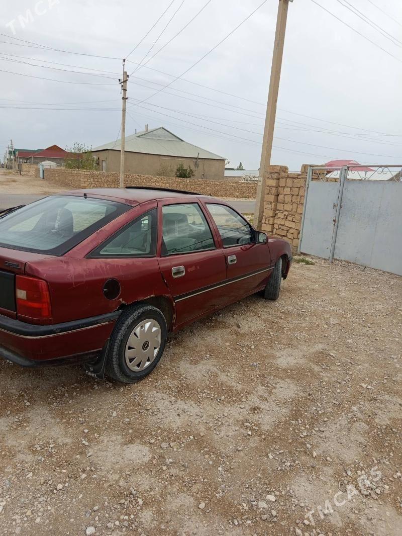 Opel Vectra 1992 - 30 000 TMT - Balkanabat - img 3