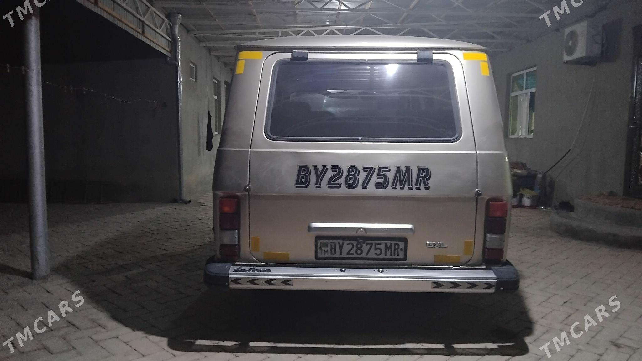 Toyota Hiace 1987 - 50 000 TMT - Байрамали - img 5