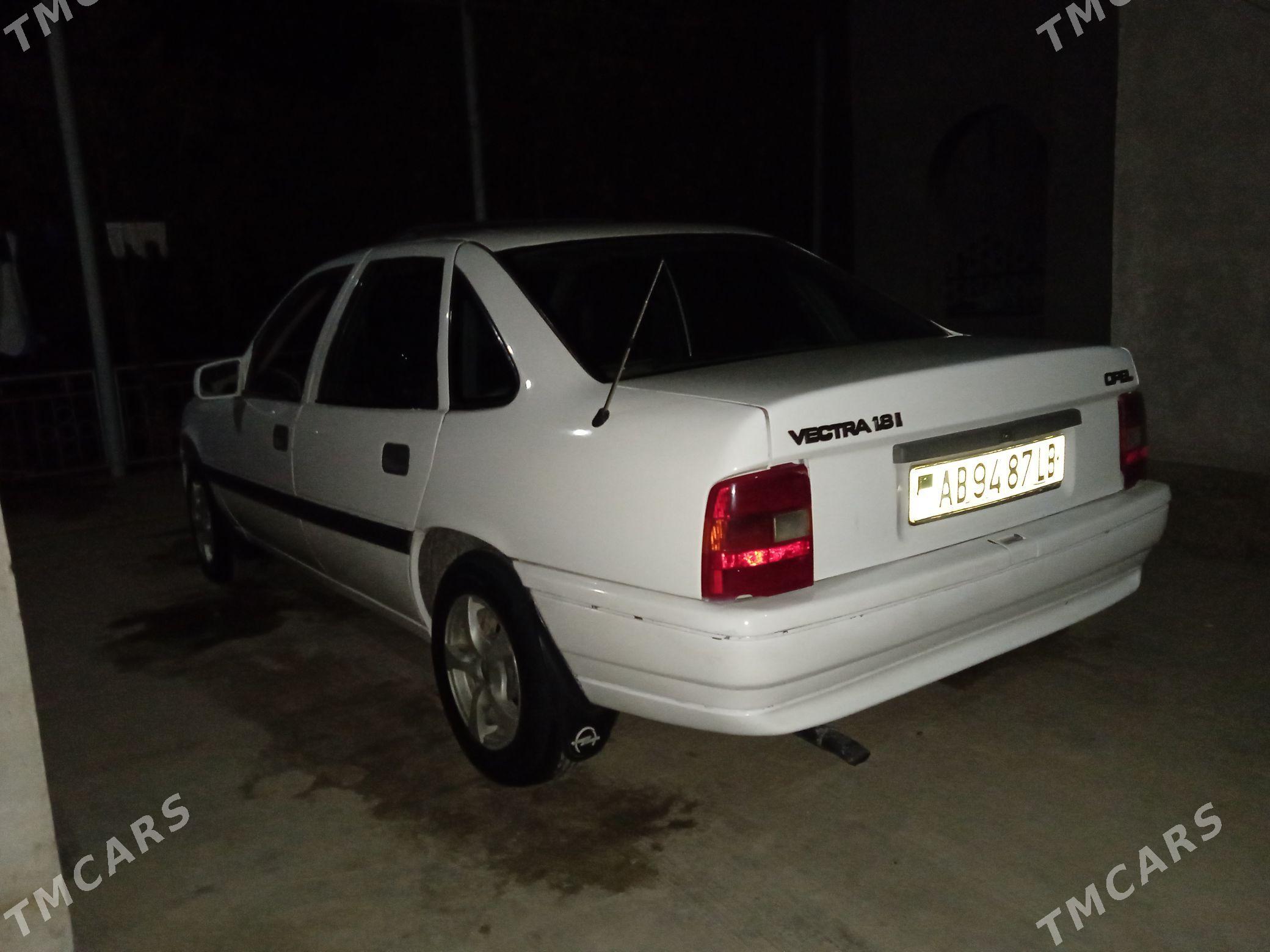 Opel Vectra 1989 - 30 000 TMT - Саят - img 5