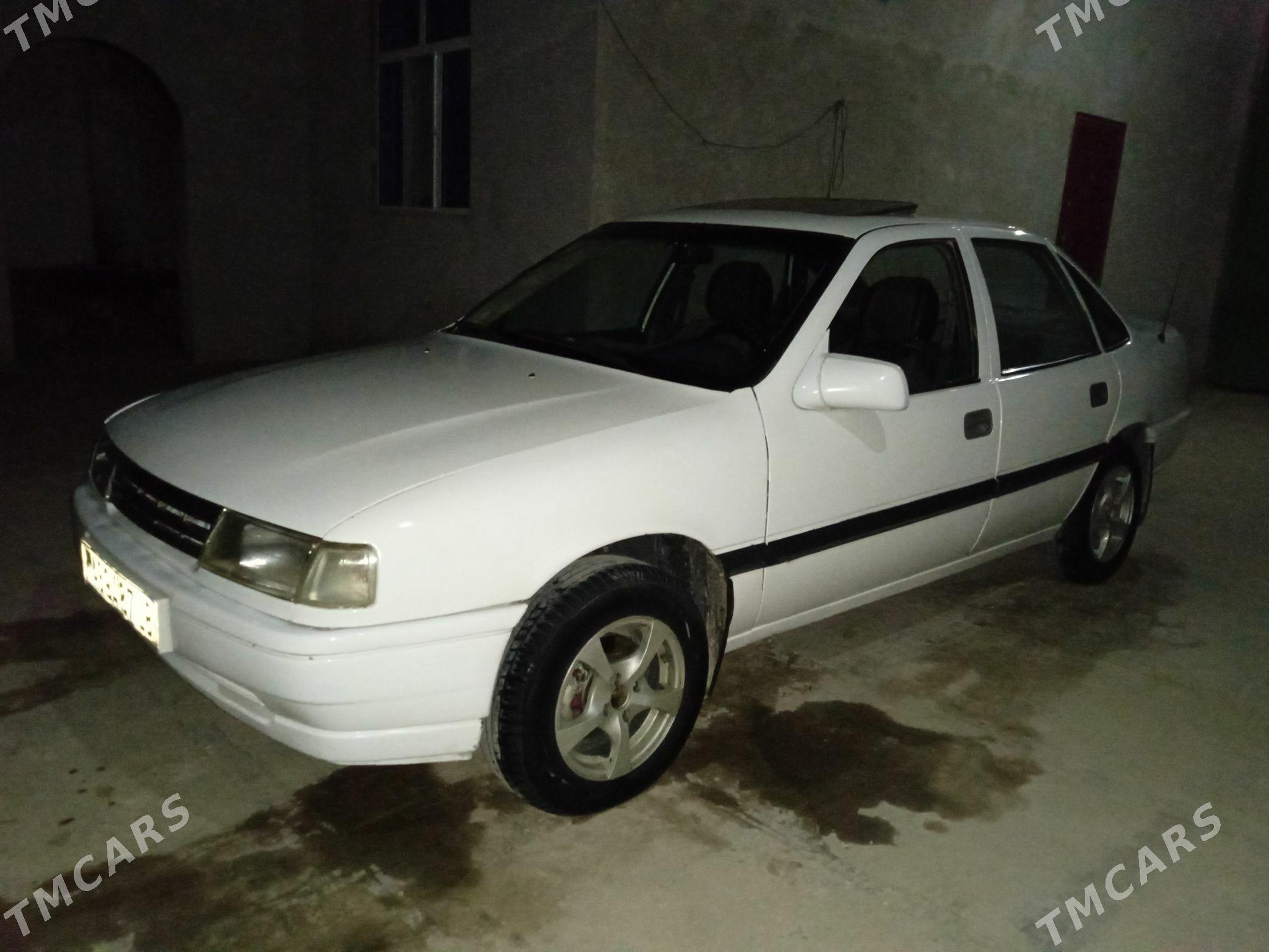 Opel Vectra 1989 - 30 000 TMT - Саят - img 4
