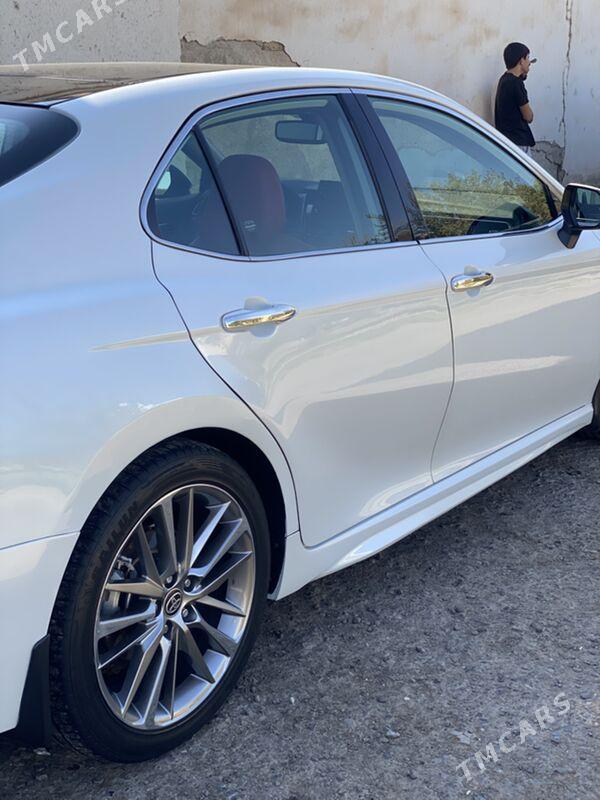 Toyota Camry 2021 - 390 000 TMT - Мары - img 3
