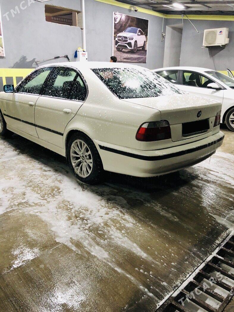 BMW E39 2002 - 90 000 TMT - Aşgabat - img 3