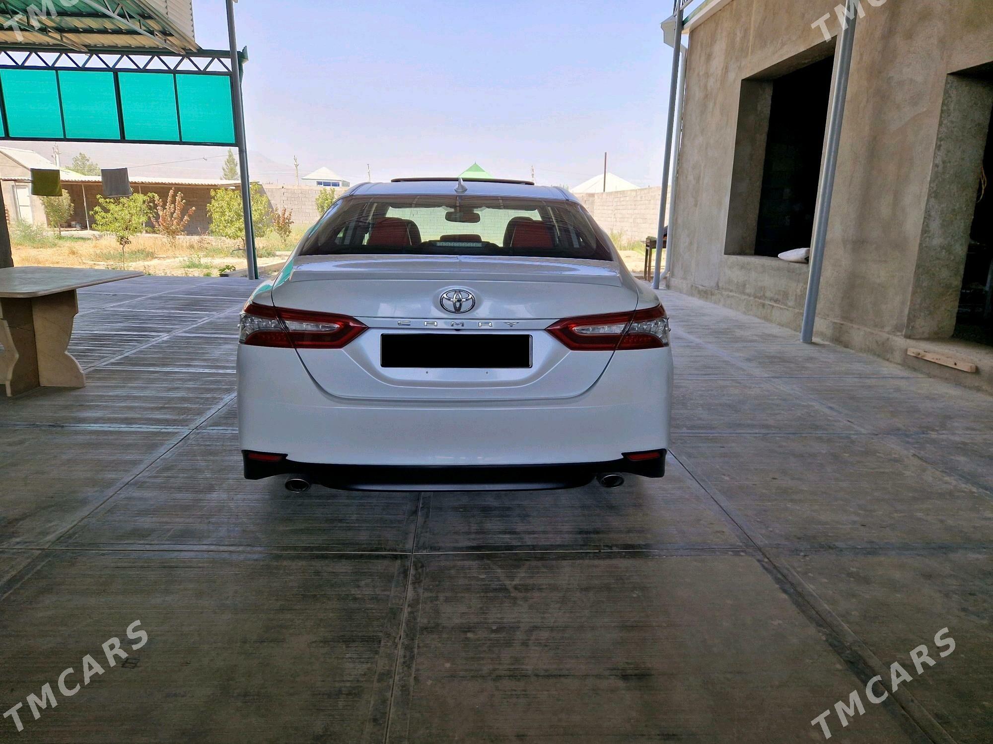 Toyota Camry 2019 - 300 000 TMT - Gökdepe - img 4