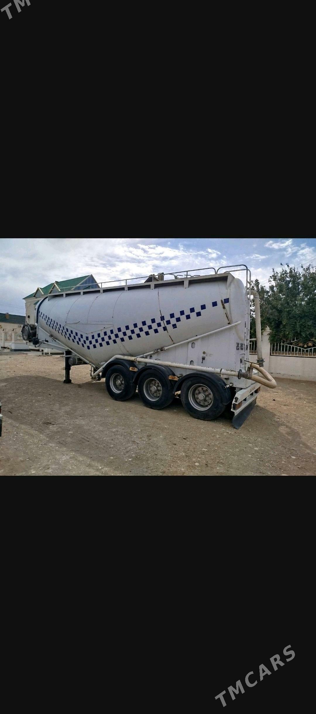 Kogel Euro Trailer 2014 - 520 000 TMT - Jebel - img 4