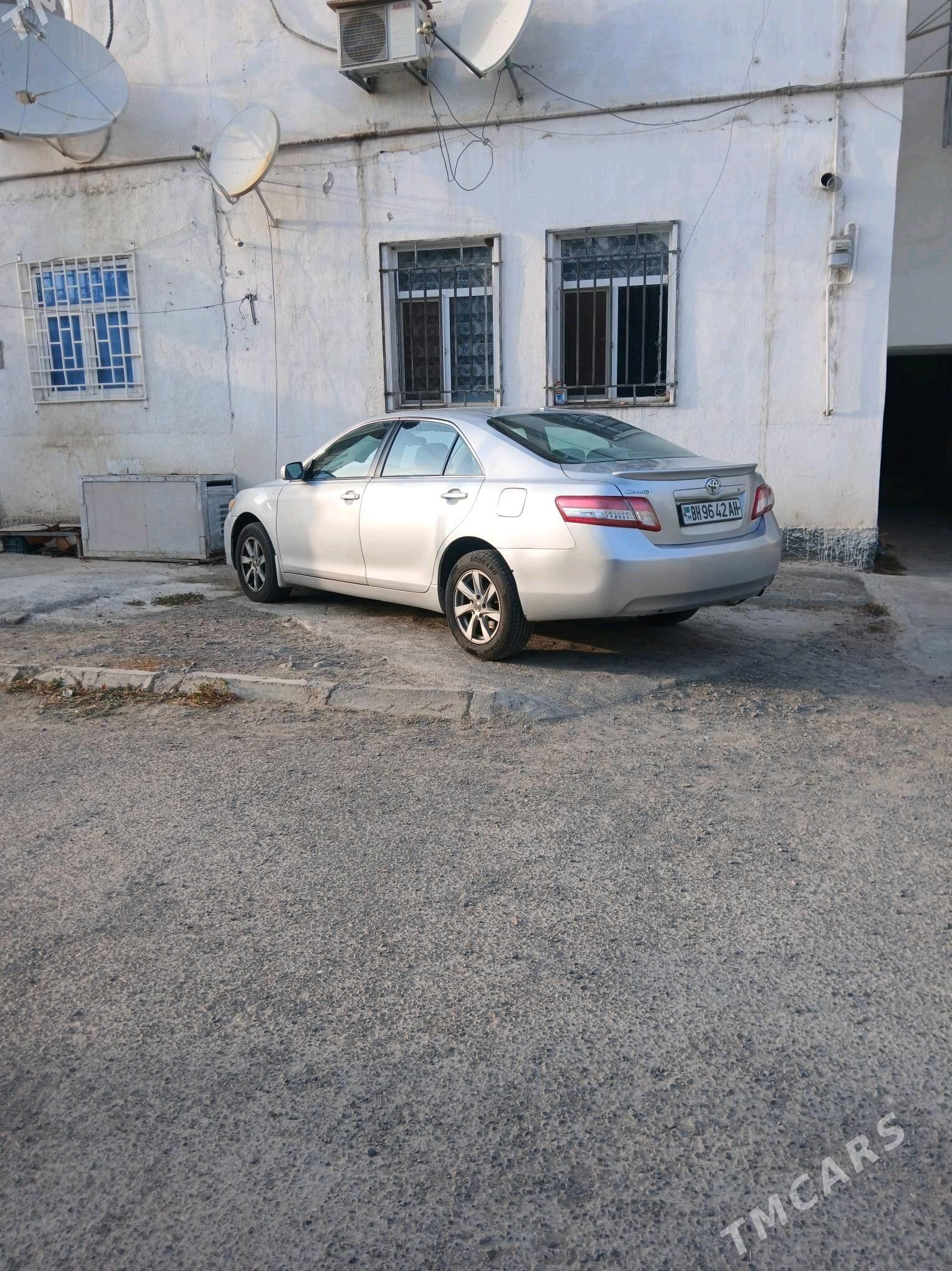 Toyota Camry 2010 - 182 000 TMT - Aşgabat - img 3
