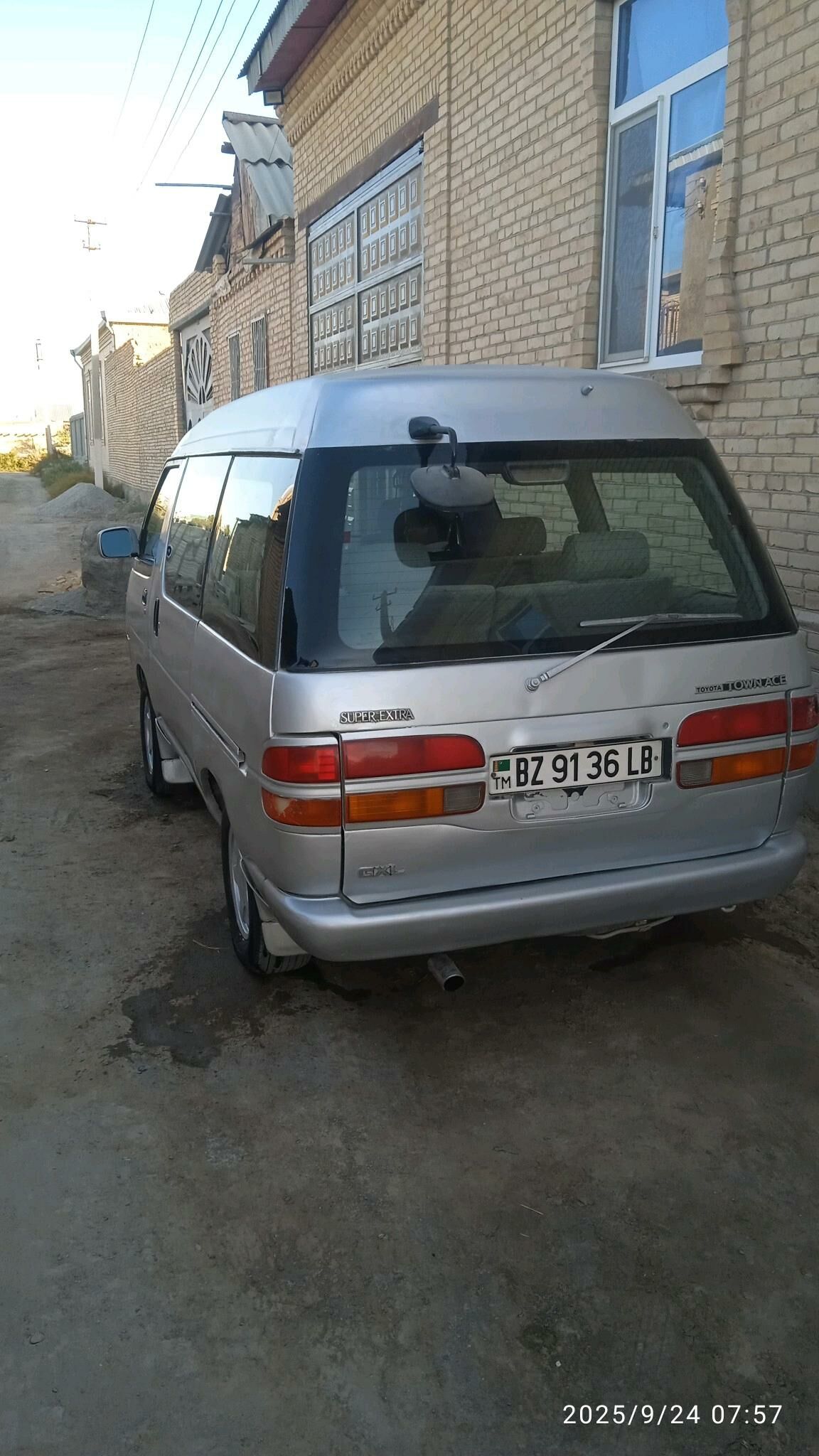Toyota Town Ace 1994 - 28 000 TMT - Türkmenabat - img 6