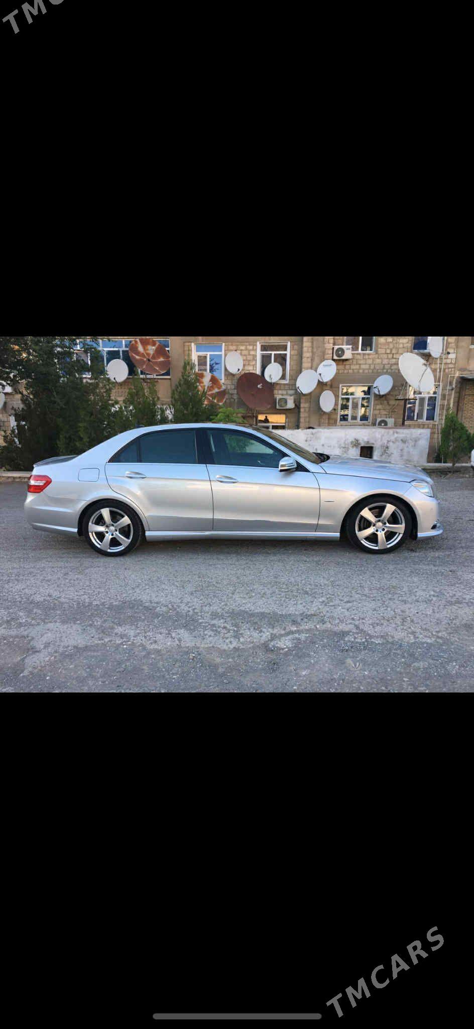 Mercedes-Benz E300 2012 - 360 000 TMT - Туркменбаши - img 3
