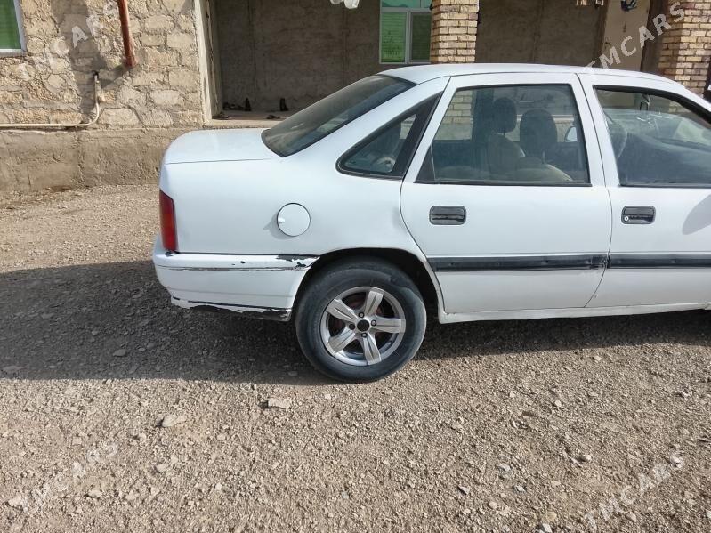 Opel Vectra 1992 - 28 000 TMT - Bereket - img 6