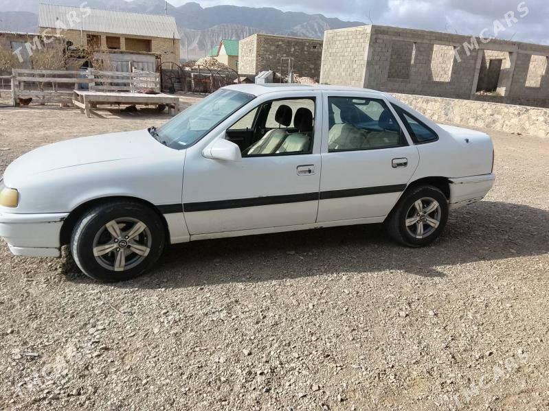Opel Vectra 1992 - 28 000 TMT - Bereket - img 4