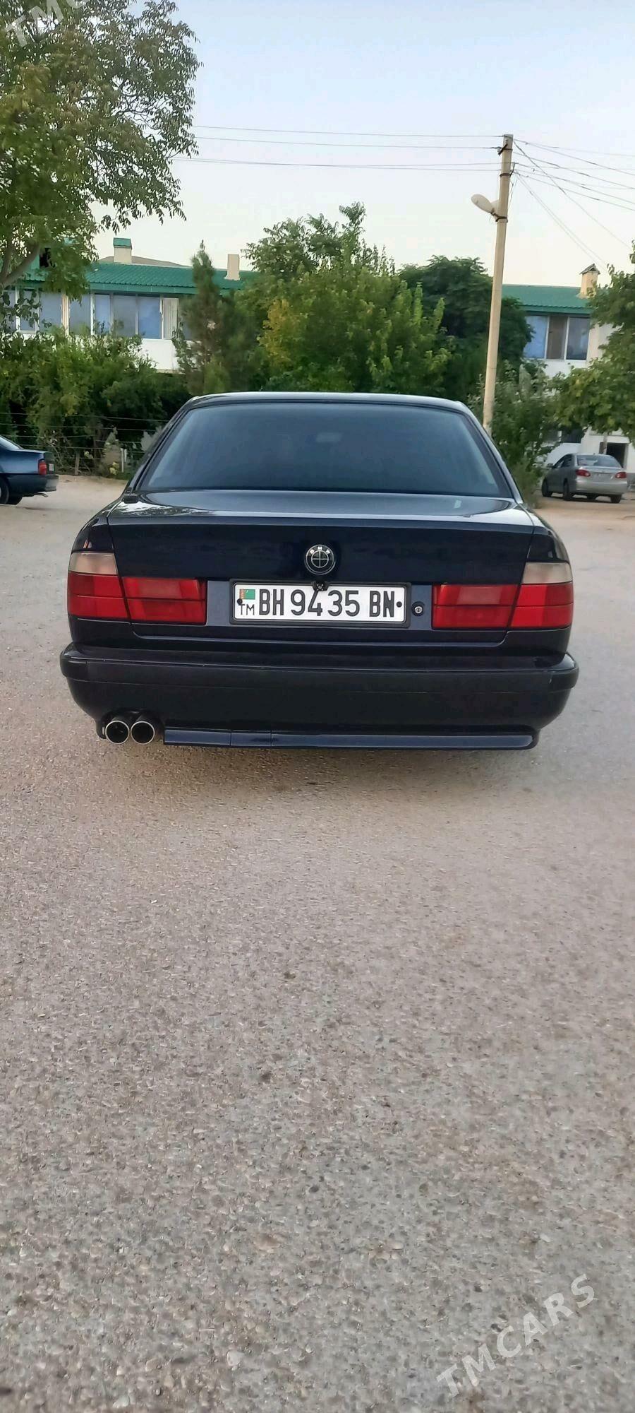 BMW E34 1998 - 105 000 TMT - Балканабат - img 6