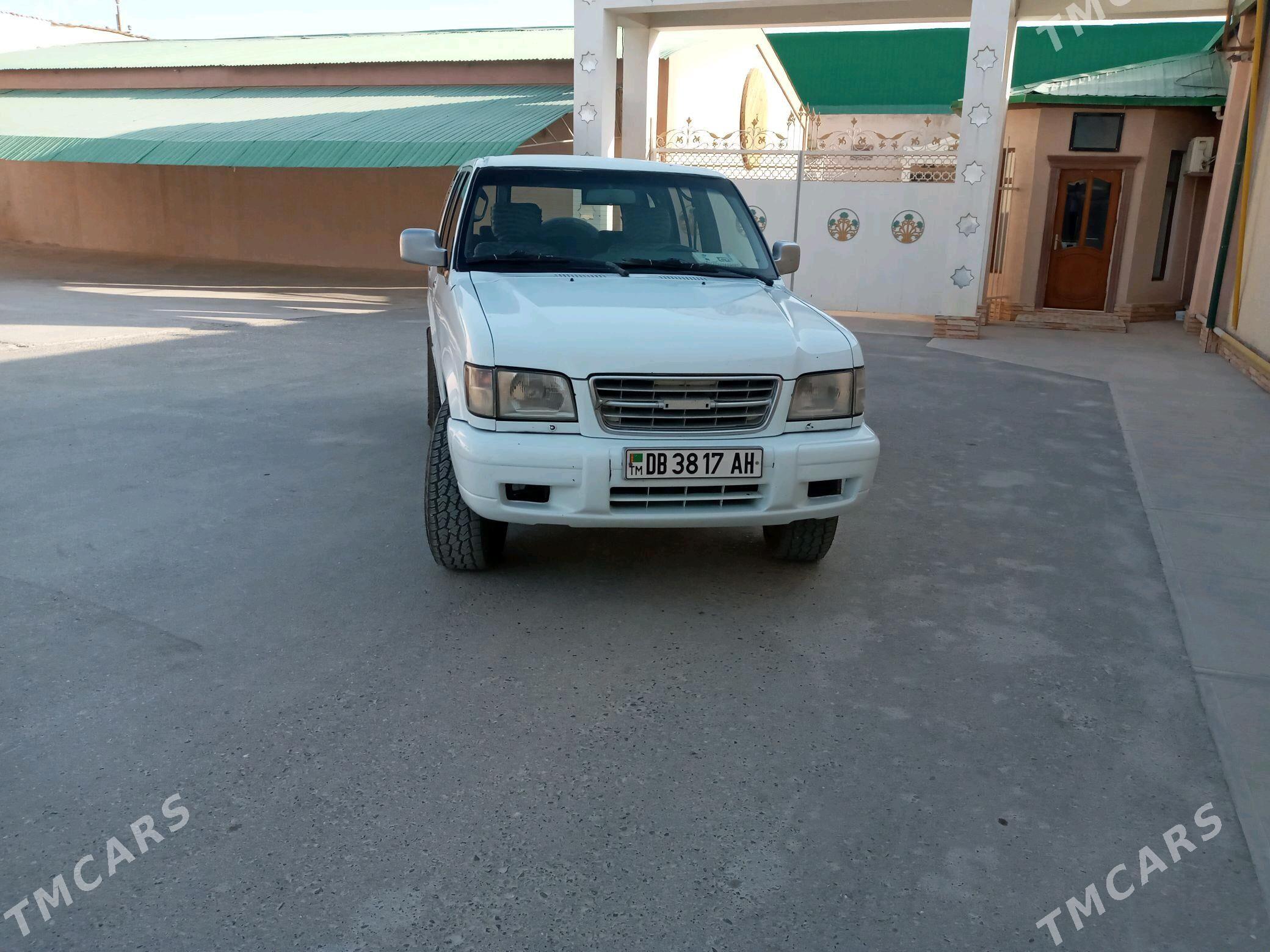 Isuzu Trooper 1999 - 65 000 TMT - Aşgabat - img 4