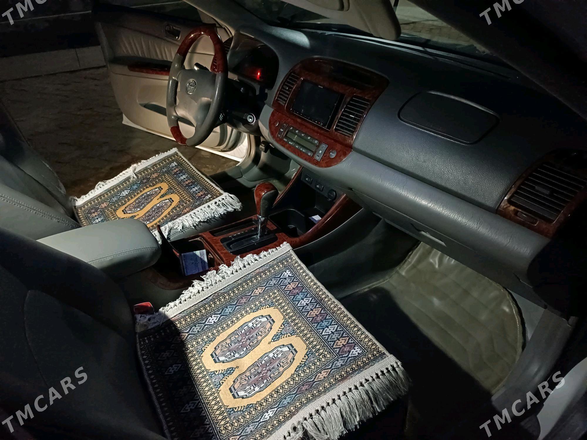 Toyota Camry 2004 - 230 000 TMT - Мары - img 5