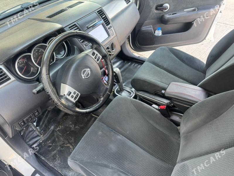 Nissan Versa 2011 - 135 000 TMT - Бузмеин - img 6