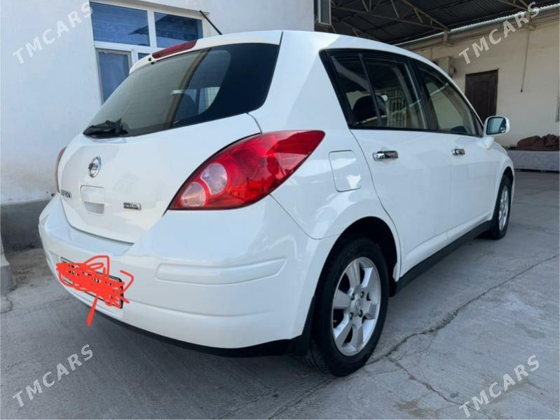 Nissan Versa 2011 - 135 000 TMT - Бузмеин - img 2