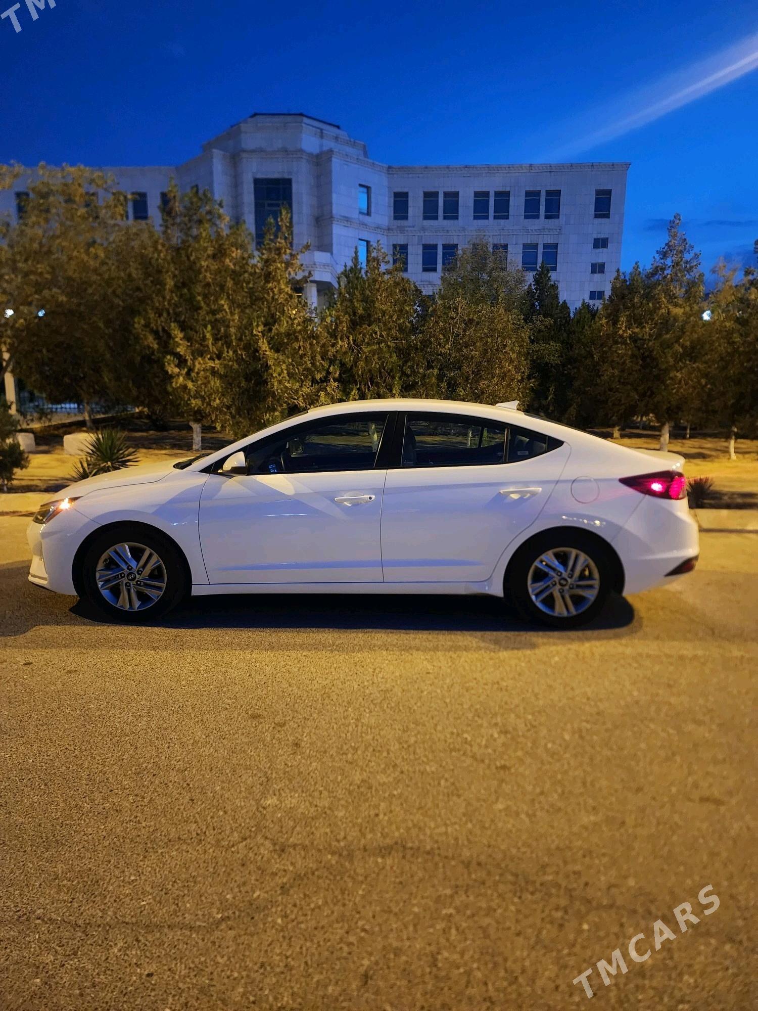 Hyundai Elantra 2020 - 225 000 TMT - Aşgabat - img 3
