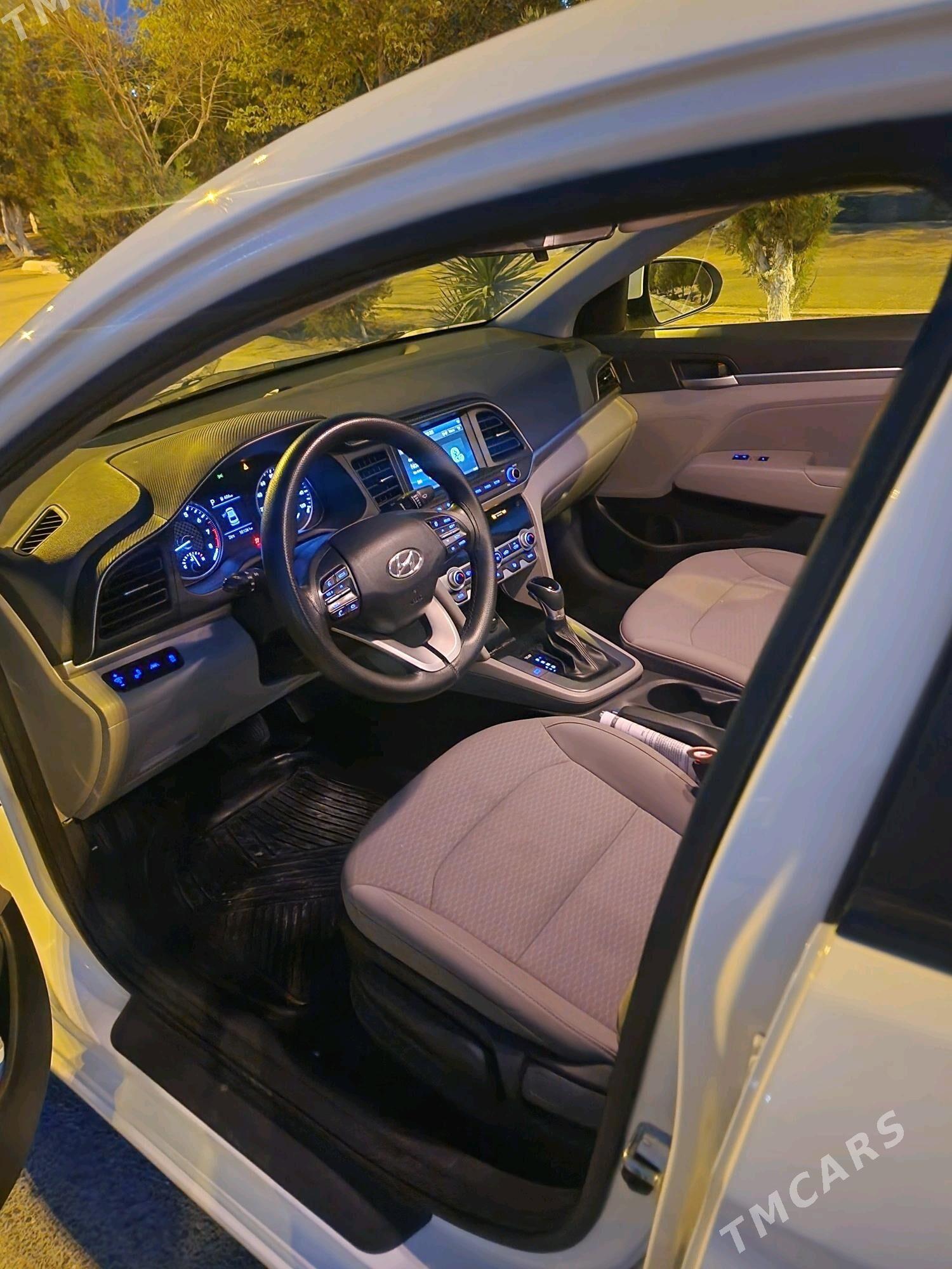 Hyundai Elantra 2020 - 225 000 TMT - Aşgabat - img 7