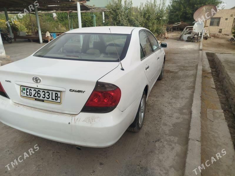 Toyota Camry 2004 - 118 000 TMT - Garabekewül - img 3