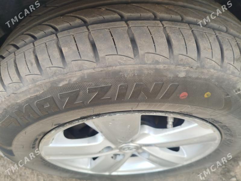 Toyota Camry 2004 - 118 000 TMT - Garabekewül - img 2