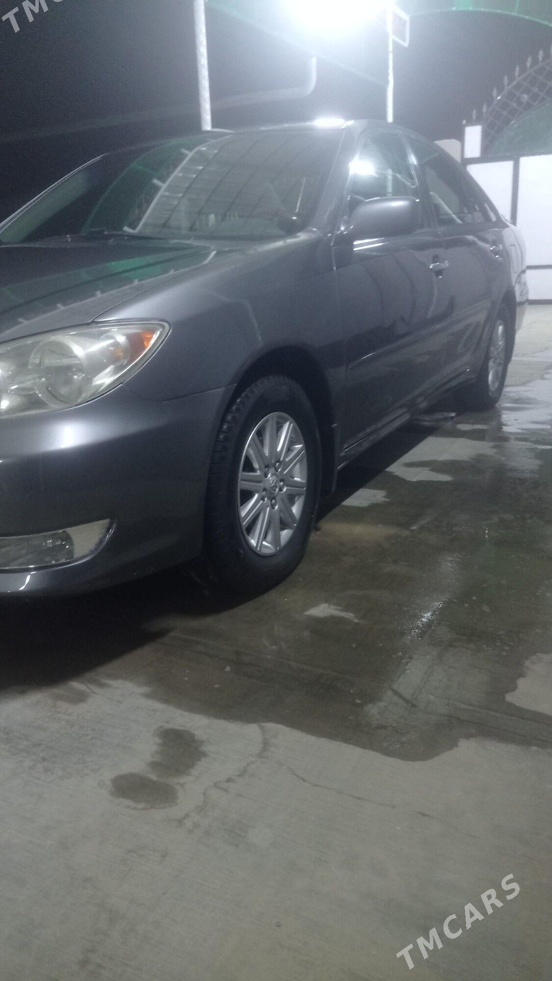 Toyota Camry 2005 - 170 000 TMT - Дашогуз - img 9