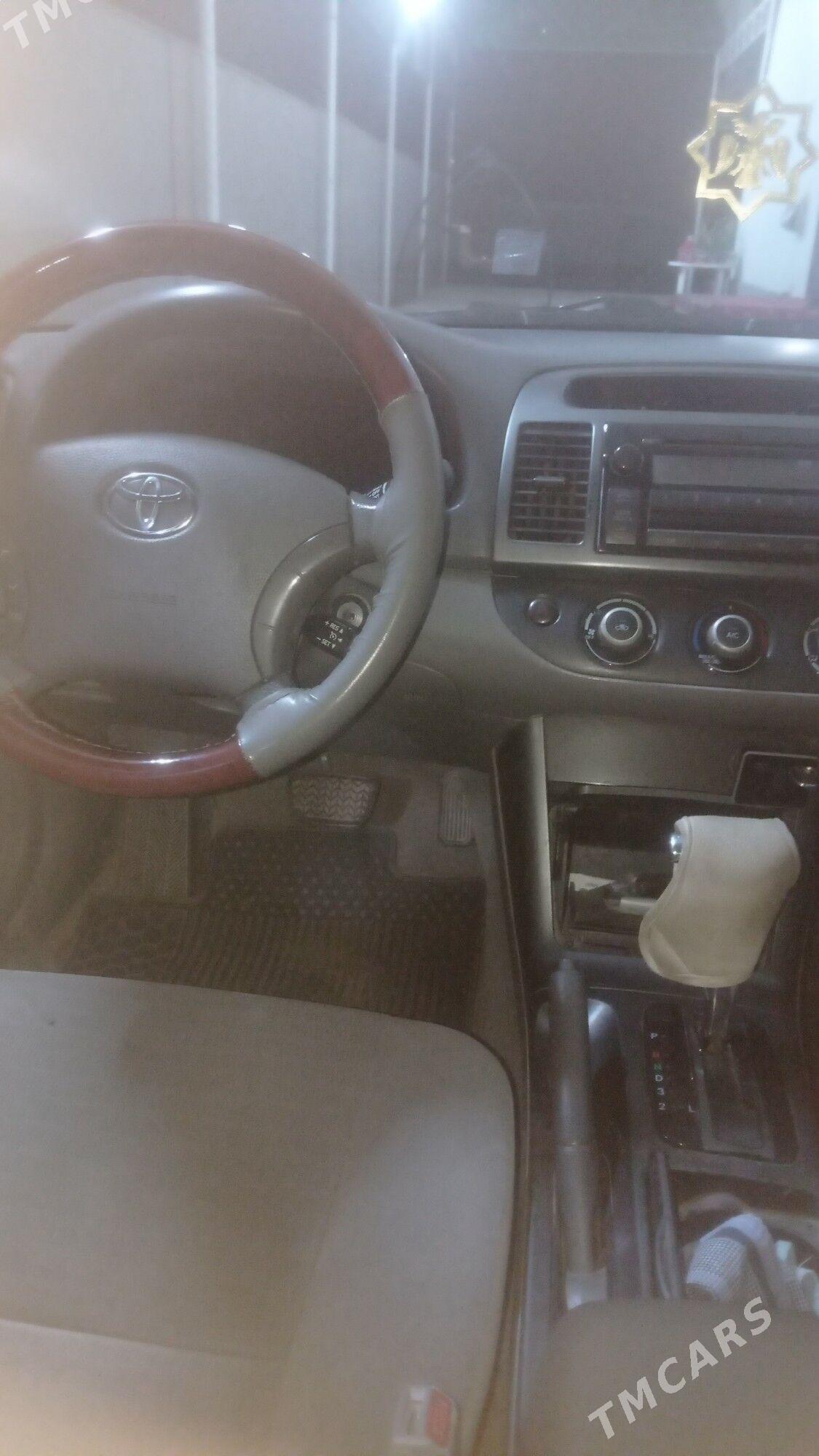 Toyota Camry 2005 - 170 000 TMT - Дашогуз - img 4